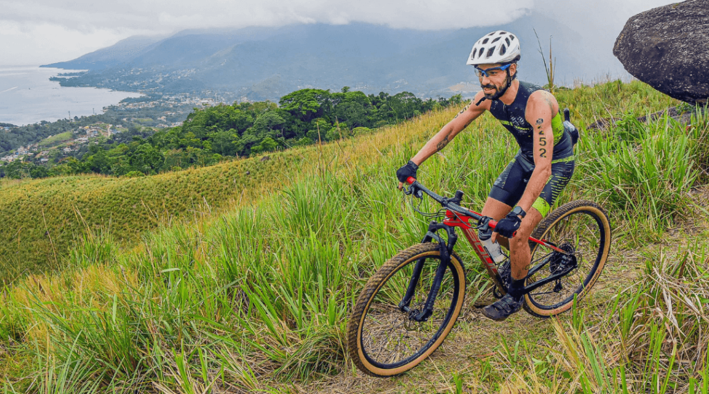 adilson-junior-atleta-cross-triathlon-xterra-ilhabela-2023